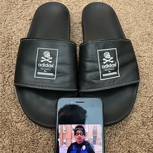 ADIDAS X NEIGHBORHOOD SLIPPER